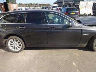 BMW 5-serie 5 serie Touring (F11), Combi, 2009 / 2017 520d 16V picture 10