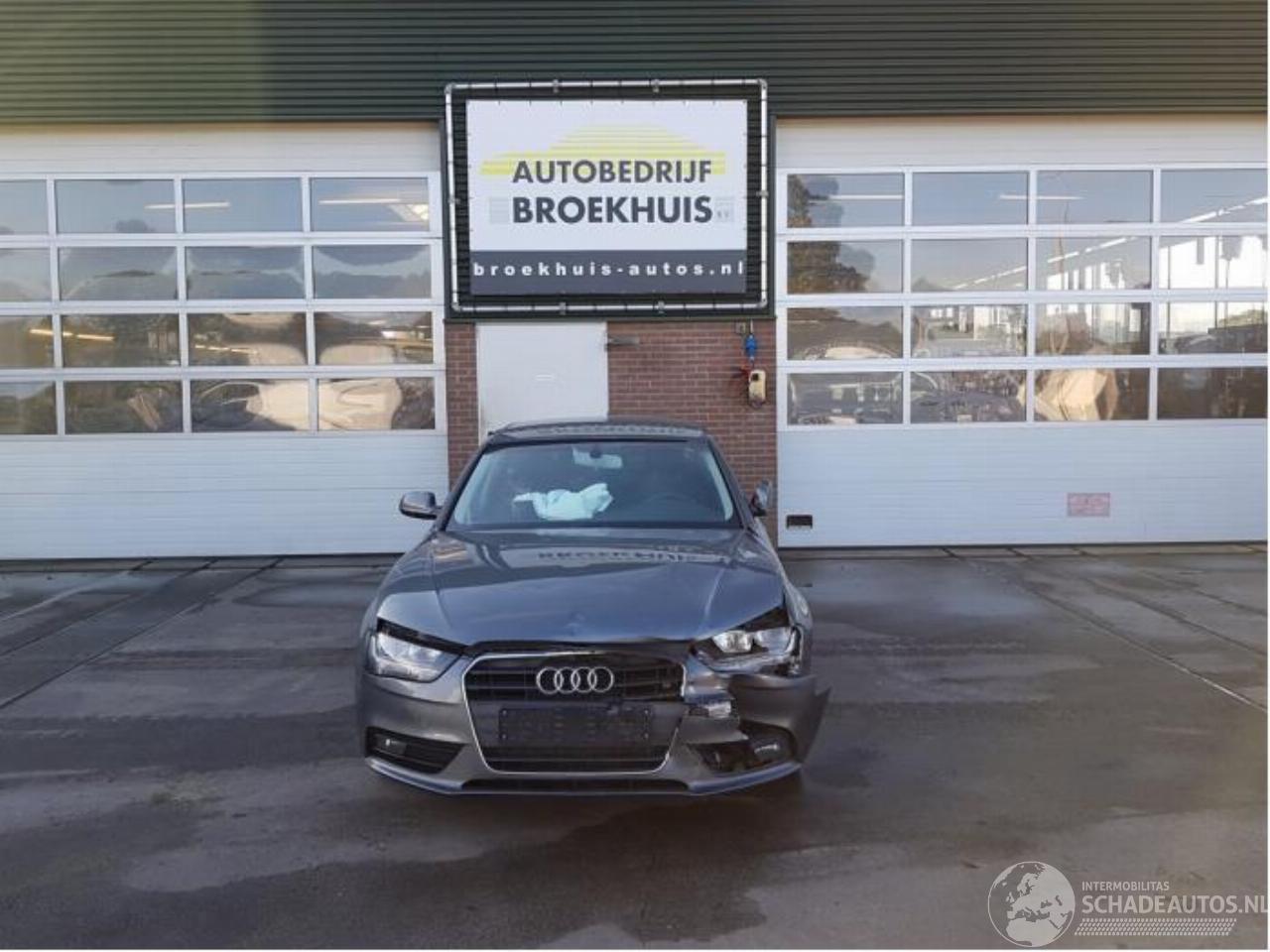 Audi A4 A4 (B8), Sedan, 2007 / 2015 2.0 eTDI 16V