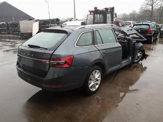 Skoda Superb  picture 4
