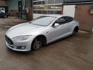 Tesla Model S  picture 3