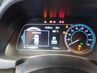 Nissan Leaf Leaf (ZE1), Hatchback, 2017 39/40kWh picture 31