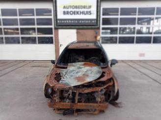 Salvage car Toyota Avensis  2012/4
