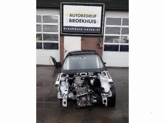 Vrakbiler auto Audi A1 A1 Sportback (8XA/8XF), Hatchback 5-drs, 2011 / 2018 1.0 TFSI Ultra 12V 2015/11