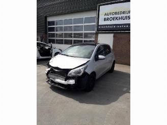 Toyota Yaris Yaris III (P13), Hatchback, 2010 / 2020 1.5 16V Hybrid picture 2