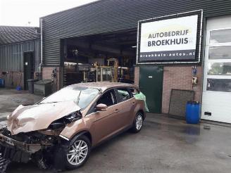 disassembly passenger cars Ford Focus Focus 3 Wagon, Combi, 2010 / 2020 1.0 Ti-VCT EcoBoost 12V 100 2013/10