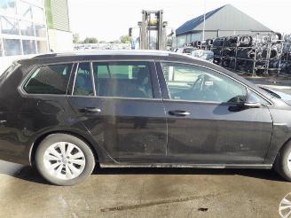Volkswagen Golf  picture 15