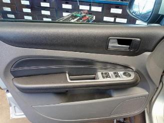 Ford Focus  picture 19