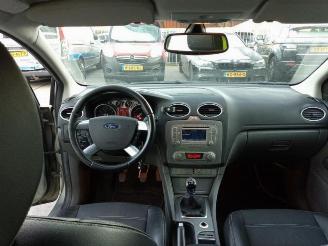 Ford Focus  picture 15