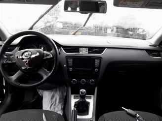 Skoda Octavia Octavia Combi (5EAC), Combi 5-drs, 2012 / 2020 1.6 TDI Greenline 16V picture 8