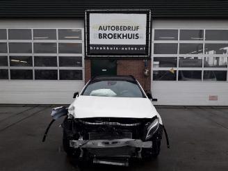 demontáž osobní automobily Mercedes GLA GLA AMG (156.9), SUV, 2014 / 2019 2.0 45 AMG Turbo 16V 2015/3