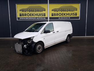 damaged commercial vehicles Mercedes Vito 116 CDI Extra Lang DC Comfort 2021/1