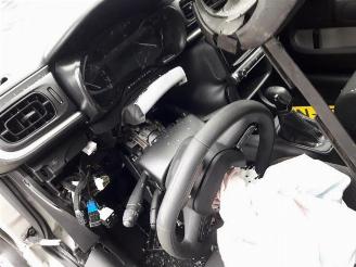 Citroën C3 C3 (SX/SW), Hatchback, 2016 1.2 Vti 12V PureTech picture 17