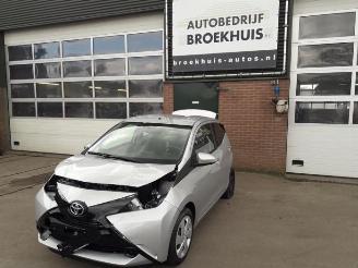 Dezmembrări autoturisme Toyota Aygo Aygo (B40), Hatchback, 2014 1.0 12V VVT-i 2015/2