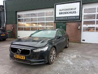 Salvage car Volvo V-90 V90 II (PW), Combi, 2016 2.0 T5 16V 2017/11