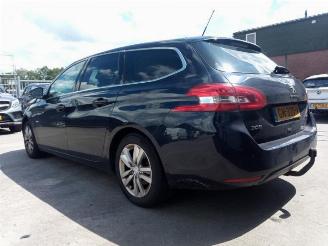 Peugeot 308 308 SW (L4/L9/LC/LJ/LR), Combi 5-drs, 2014 / 2021 1.6 BlueHDi 120 picture 5