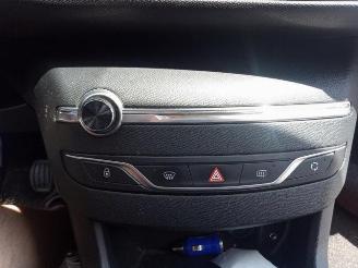 Peugeot 308 308 SW (L4/L9/LC/LJ/LR), Combi 5-drs, 2014 / 2021 1.6 BlueHDi 120 picture 31