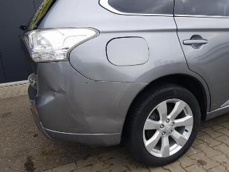 Mitsubishi Outlander Outlander (GF/GG), SUV, 2012 / 2022 2.0 16V PHEV 4x4 picture 23