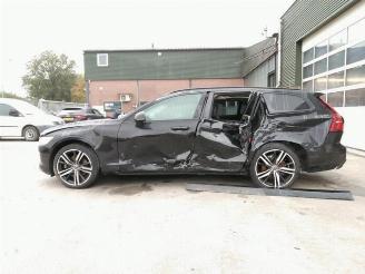 Volvo V-60 V60 II (ZW), Combi, 2018 2.0 B3 16V Mild Hybrid Geartronic picture 4