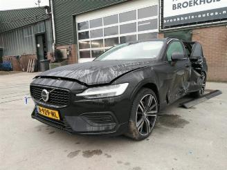 Volvo V-60 V60 II (ZW), Combi, 2018 2.0 B3 16V Mild Hybrid Geartronic picture 3