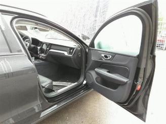 Volvo V-60 V60 II (ZW), Combi, 2018 2.0 B3 16V Mild Hybrid Geartronic picture 17