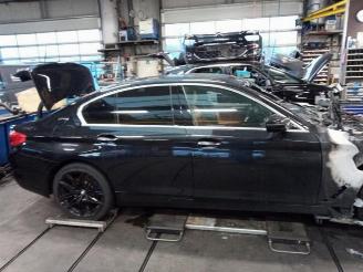 Salvage car BMW 5-serie 5 serie (G30), Sedan, 2016 530e iPerformance 2018/7