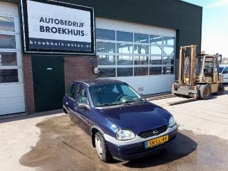 Coche siniestrado Opel Corsa Corsa B (73/78/79), Hatchback, 1993 / 2000 1.4i 1997/12