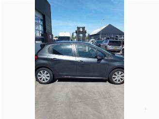 Peugeot 208 208 I (CA/CC/CK/CL), Hatchback, 2012 / 2019 1.6 Blue HDi 100 picture 10