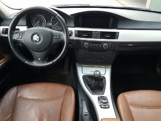 BMW 3-serie Touring 320d Efficient Dynamics Edition Luxury Line picture 18