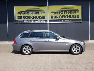 BMW 3-serie Touring 320d Efficient Dynamics Edition Luxury Line picture 4