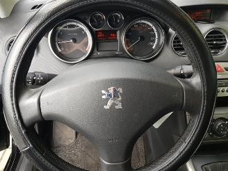 Peugeot 308 SW 1.6 VTi X-Line picture 12