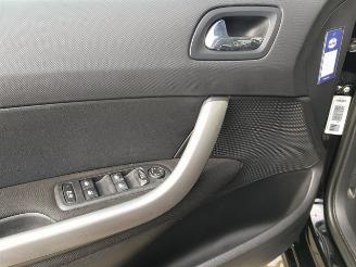 Peugeot 308 SW 1.6 VTi X-Line picture 16