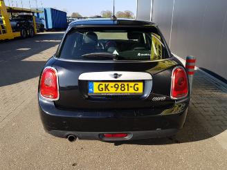 Mini Mini 1.5 Cooper Business picture 5