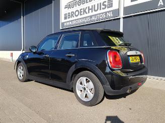 Mini Mini 1.5 Cooper Business picture 7