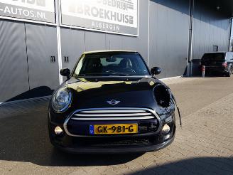 Mini Mini 1.5 Cooper Business picture 3