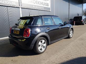 Mini Mini 1.5 Cooper Business picture 8