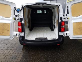 Peugeot Expert 1.5 BlueHDI 100 Standard Premium picture 13