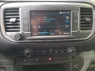 Peugeot Expert 1.5 BlueHDI 100 Standard Premium picture 16