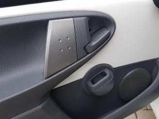Toyota Aygo 1.0-12V Comfort picture 19