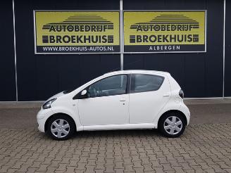 Toyota Aygo 1.0-12V Comfort picture 2