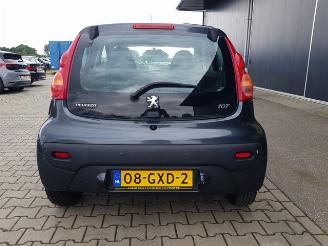 Peugeot 107 1.0-12V XS Automatic picture 5