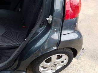 Peugeot 107 1.0-12V XS Automatic picture 10