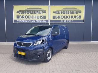 krockskadad bil bedrijf Peugeot Expert 226C 1.6 BlueHDI 95 Pro 2016/10