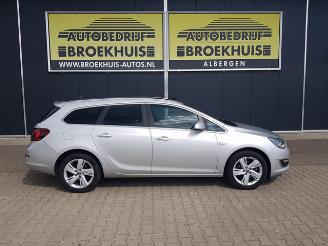 Opel Astra Sports Tourer 1.6 CDTi Cosmo picture 4