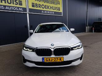 BMW 5-serie Touring 520d Business Edition Plus picture 3