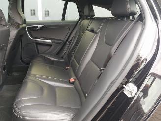 Volvo V-60 2.4 D6 AWD Plug-In Hybrid Pure Limited picture 12