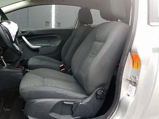 Ford Fiesta 1.25 Titanium picture 15