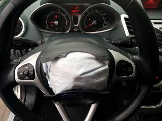 Ford Fiesta 1.25 Titanium picture 18