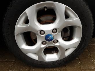 Ford Fiesta 1.25 Titanium picture 25