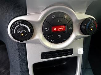 Ford Fiesta 1.25 Titanium picture 20