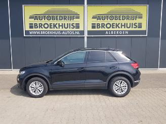 Volkswagen T-Roc 1.5 TSI Style picture 2